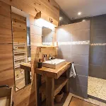 Le Bordarriben Sauna & *