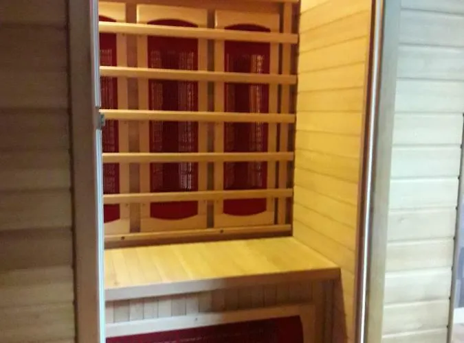 Semesterbostad Le Bordarriben Sauna&spa *